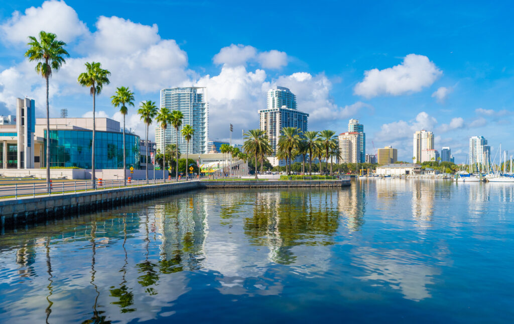 beautiful landscape picture of St. Petersburg Florida